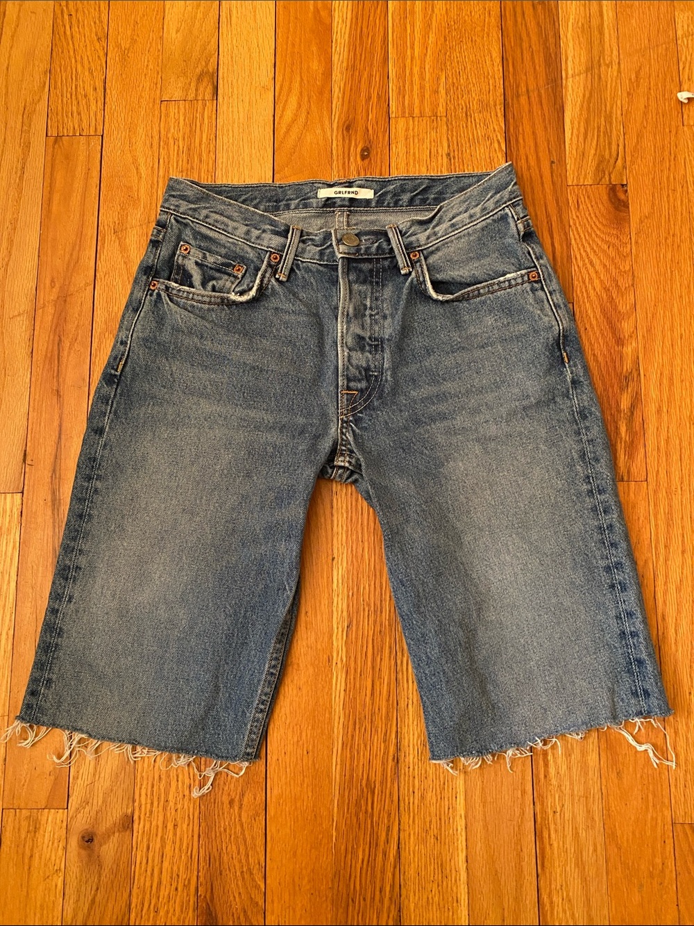 Grlfrnd Maran Mid Rise Distressed Bermuda Denim Shorts Size 25 EUC